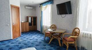 Гостиница Малибу Симферополь Улучшенный двухместный номер с 1 кроватью-12